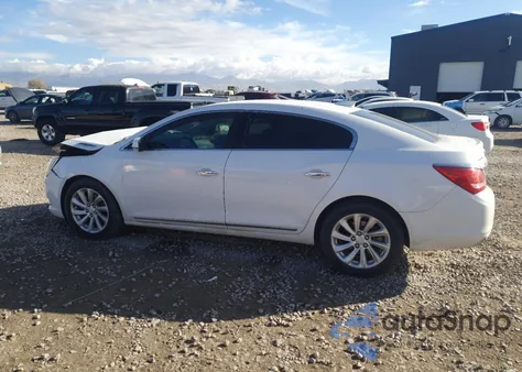 2015 Buick Lacrosse z USA, uszkodzony, nr VIN 1G4GB5G3XFF326198